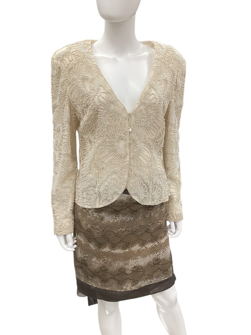 VTG Emanuel Ungaro Paris Blazer Women’s SZ M Silk Heavily Beaded Flower Pattern